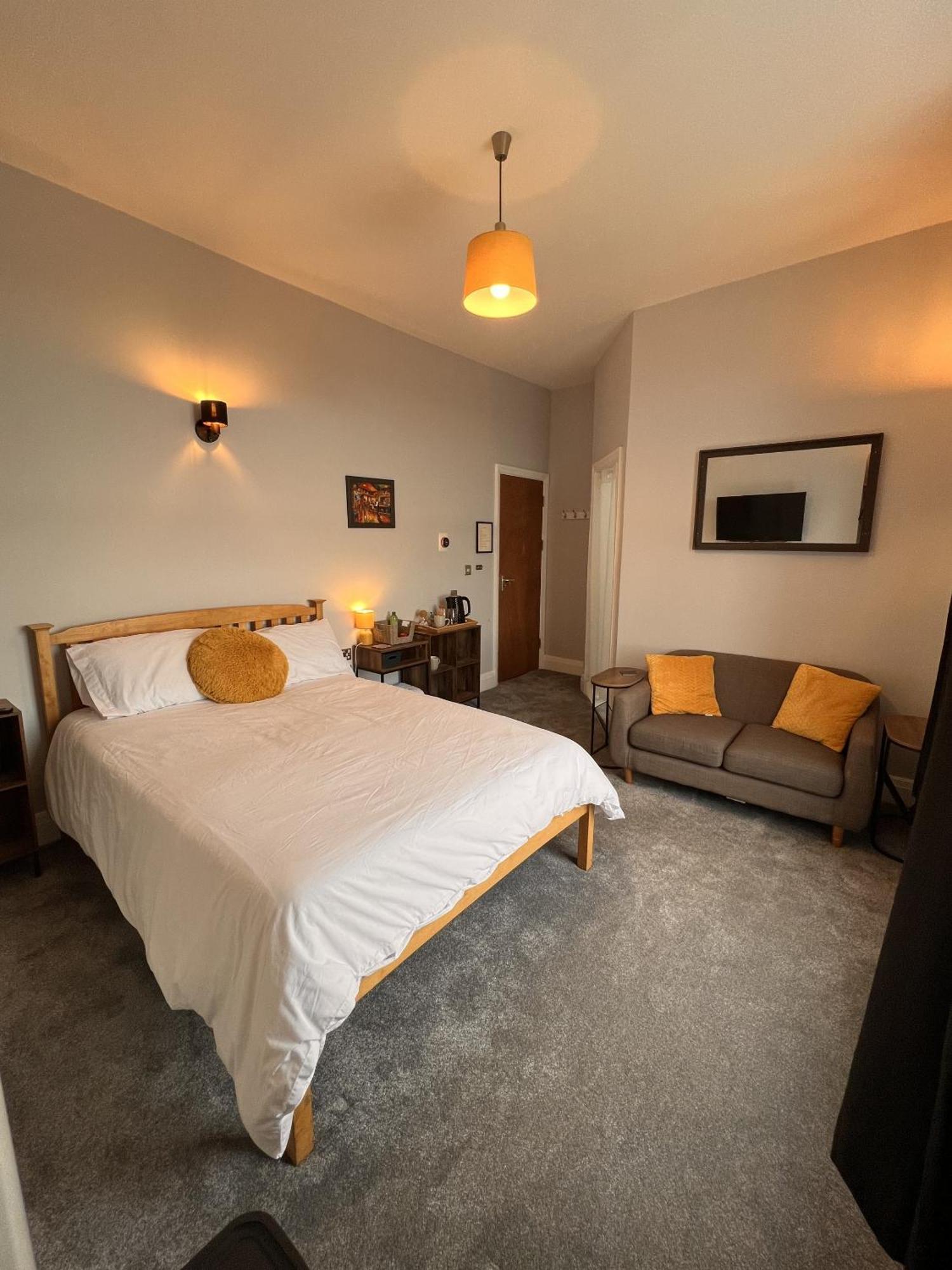 Hoopers Sandy Beach Guest Rooms Swansea Room photo